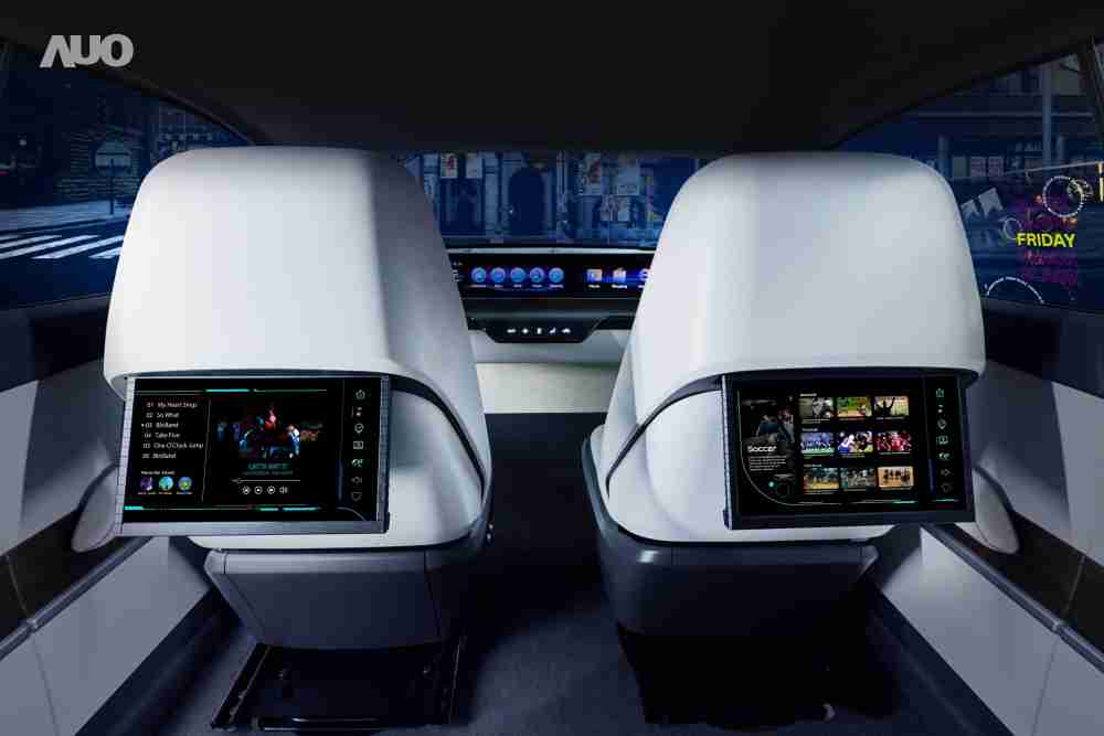 28国际新一代Smart Cockpit 2024，，，以Micro LED先进显示技术优势，，创建〝可卷式后座娱乐显示器〞，，，仅在互动时才显示出所需画面及信息，，，，扩充更丰富的娱乐和交互信息服务，，获国际奖项荣耀
